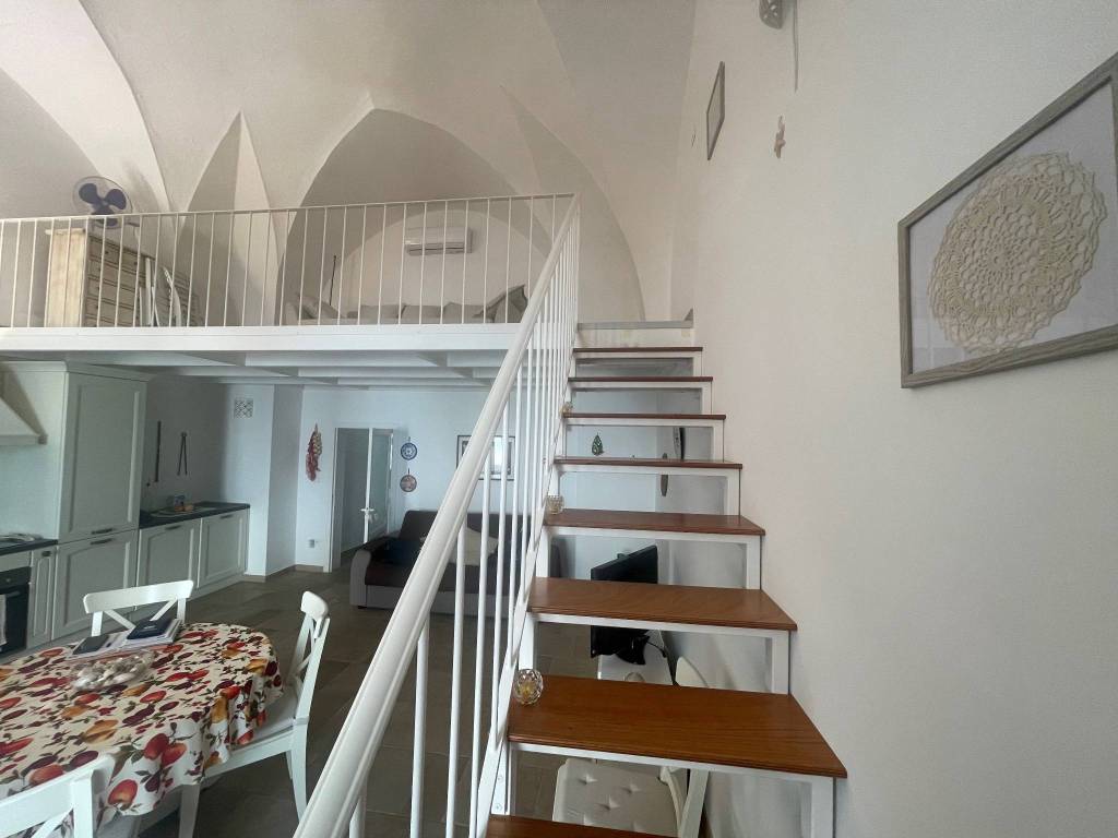 Casa indipendente a Racale in Via Leozappa - Foto 5