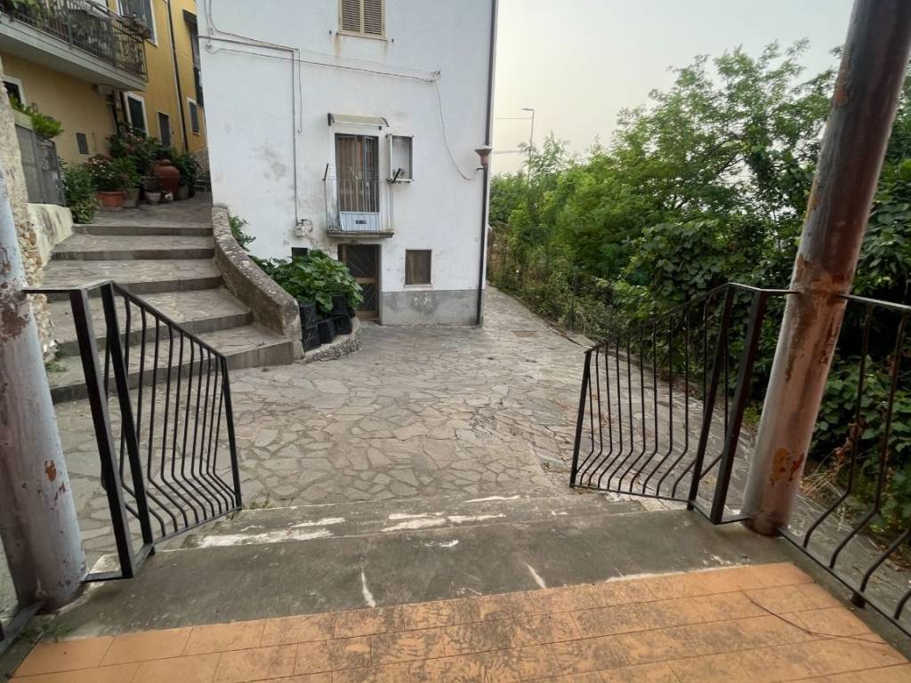 Casa indipendente a Rende in Via Puzzilli - Foto 2