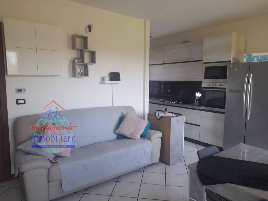 Appartamento a Budrio in VIA BENEDETTO SCHIASSI, 128 - Foto 4