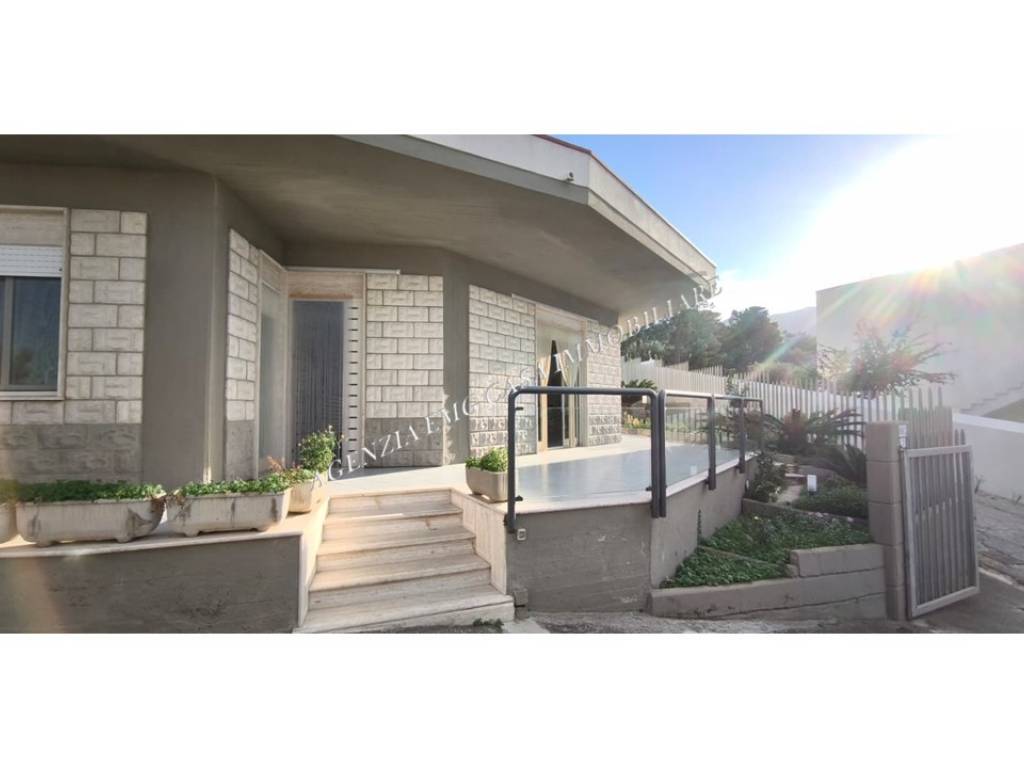 Villa a Alcamo in Via Scampati, 49 - Foto 4