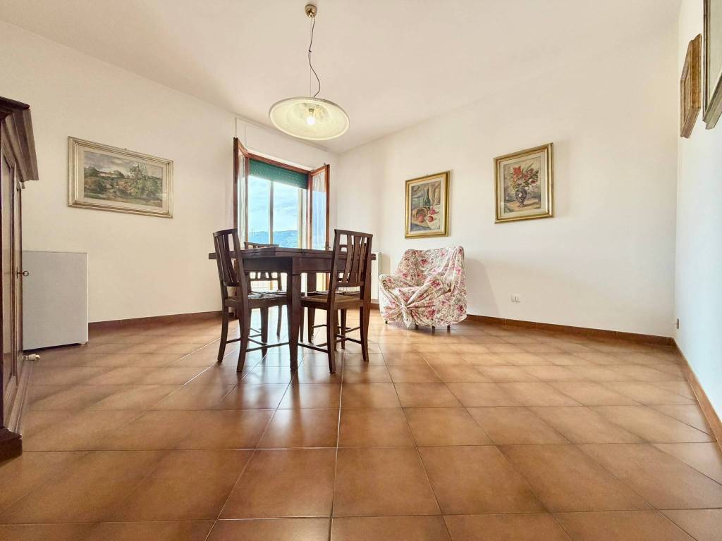 Appartamento a Prato in Via Carlo Livi - Foto 4