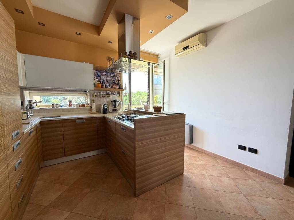 Appartamento a Ruvo di puglia in Via Corato - Foto 5