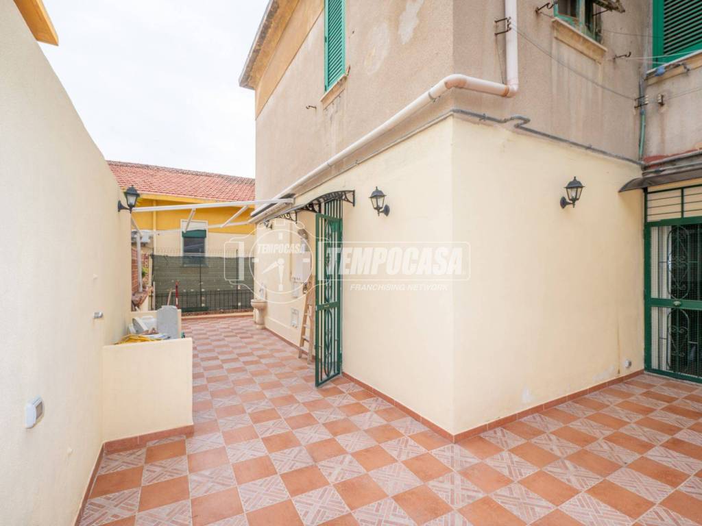 Appartamento a Messina in Via Pietro D'Aragona 28 - Foto 2