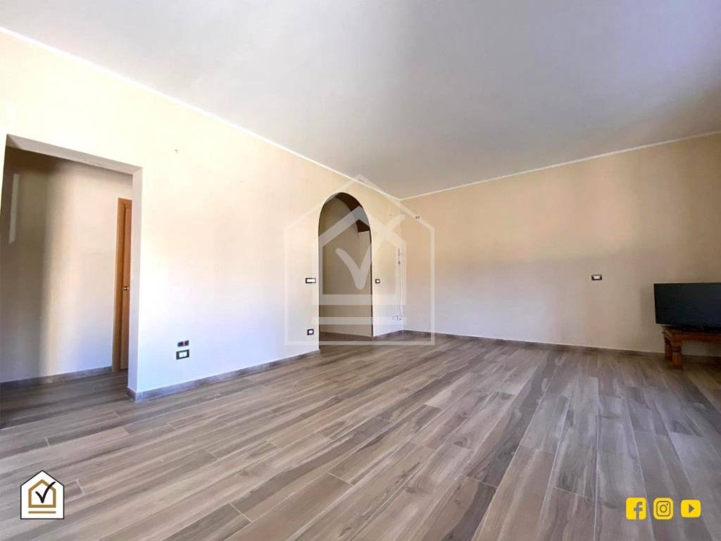 Villa a Bari in Via Conte Girolamo Giusso, 6 - Foto 2