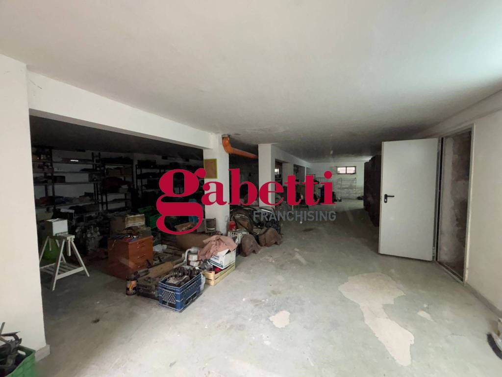 Box / garage a Maddaloni in Via Libertà, 147 - Foto 5