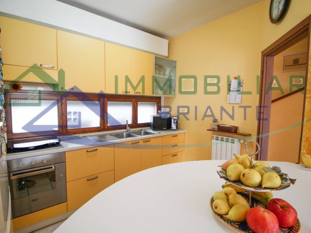 Appartamento a Casorate sempione in Via Enrico Toti - Foto 4