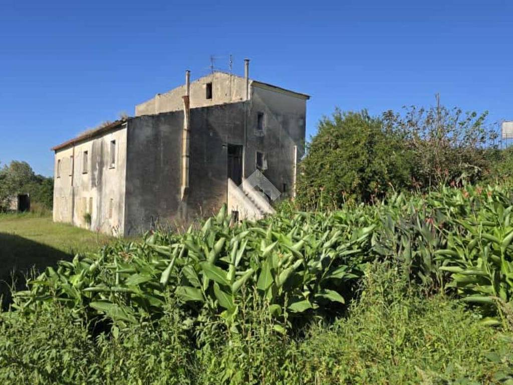 Casa indipendente a Dugenta in Via Nazionale I Traversa - Foto 2