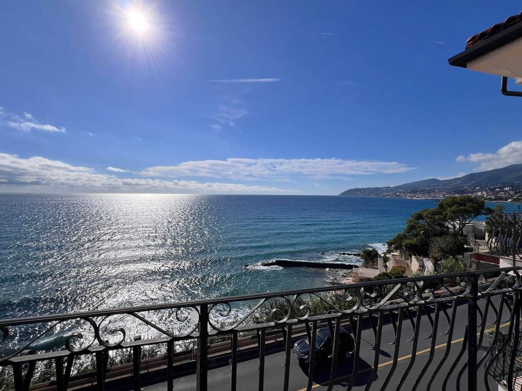 Appartamento a Sanremo in Corso Giuseppe Mazzini - Foto 2