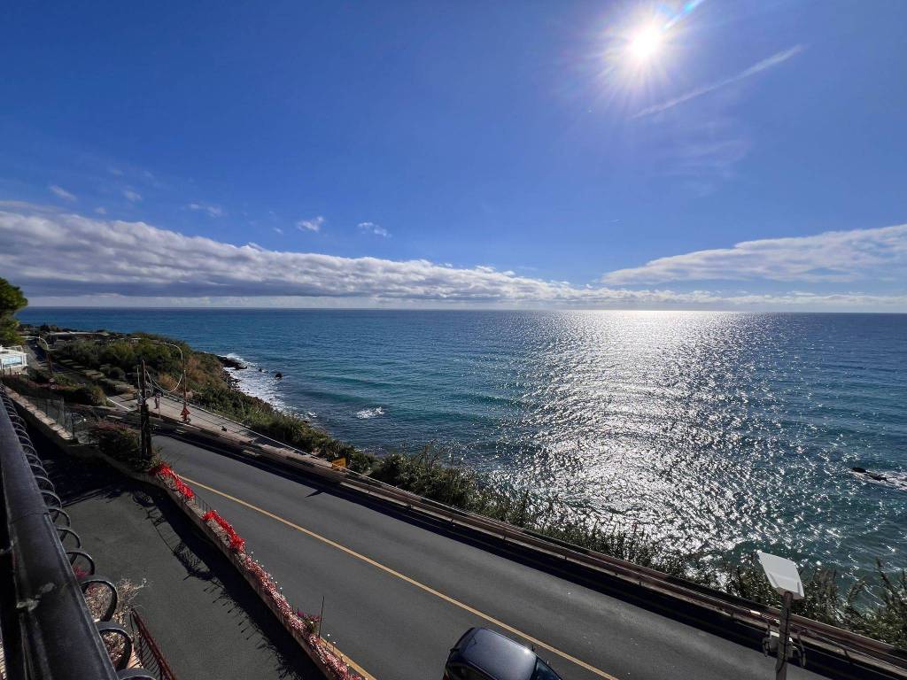 Appartamento a Sanremo in Corso Giuseppe Mazzini - Foto 3