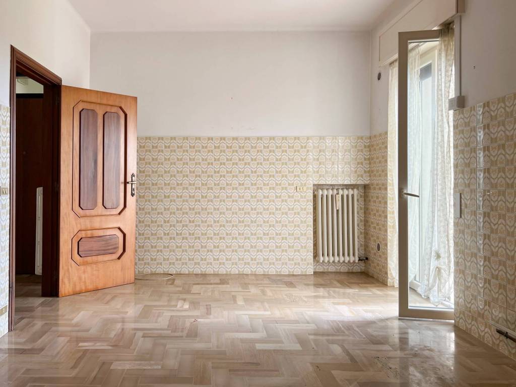 Appartamento a Putignano in Viale Gioacchino Murat, 41 - Foto 4