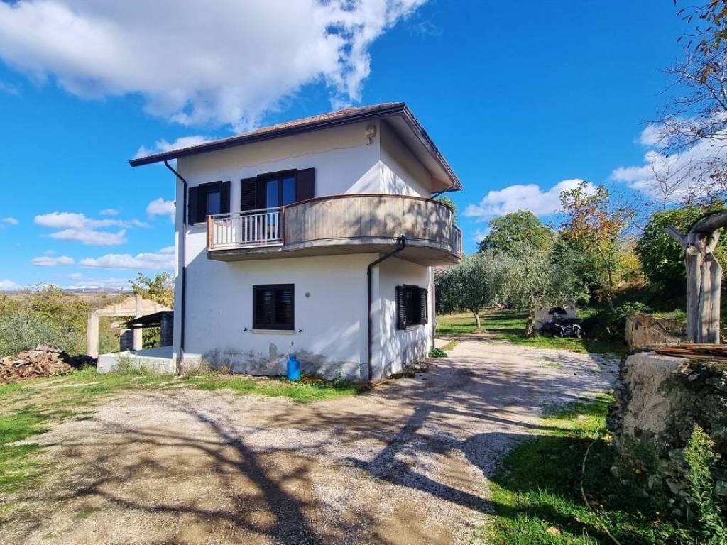 Villa a Trevico in Contrada Molini - Foto 2