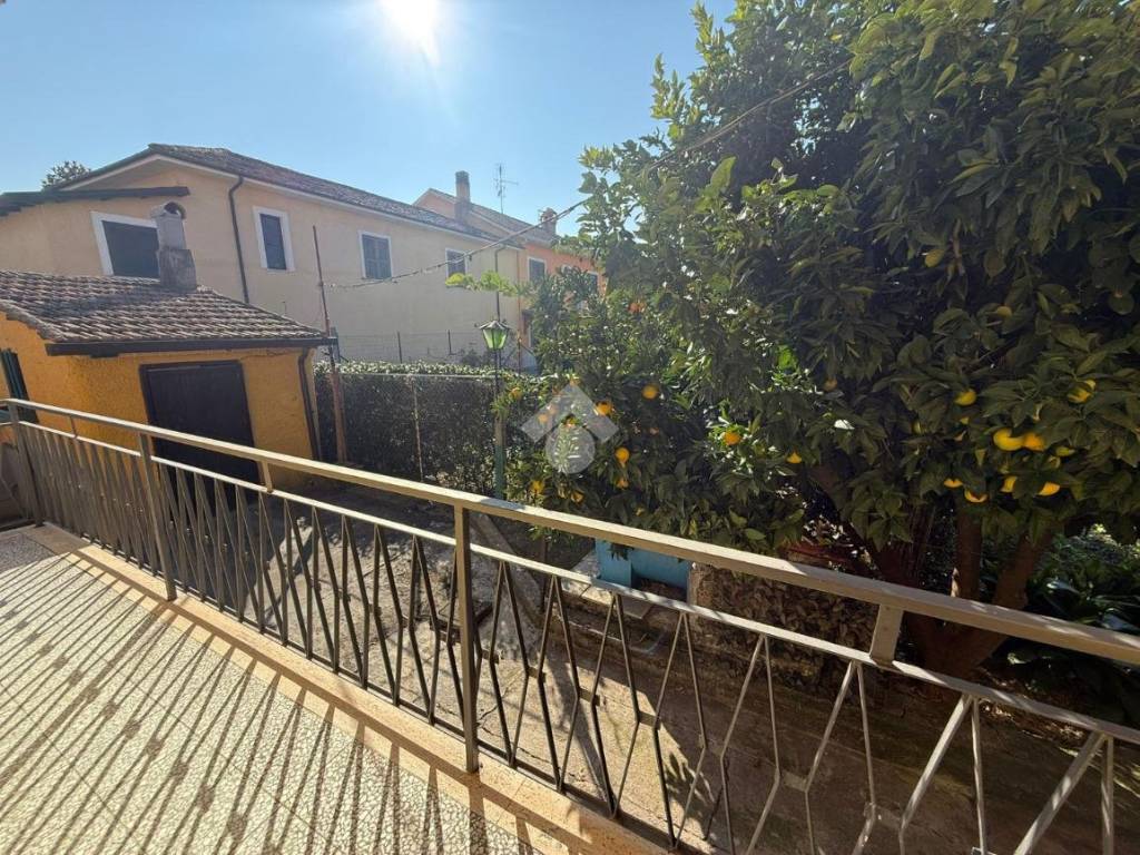 Casa indipendente a Sora in Via Sferracavallo, 31 - Foto 4