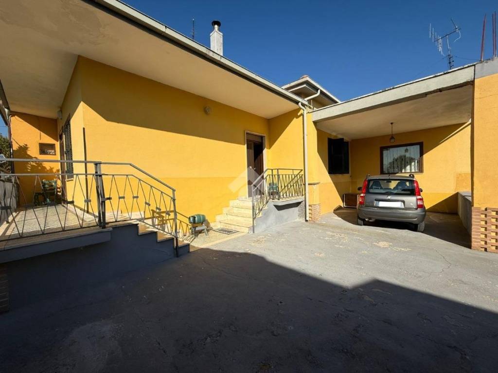 Casa indipendente a Sora in Via Sferracavallo, 31 - Foto 5