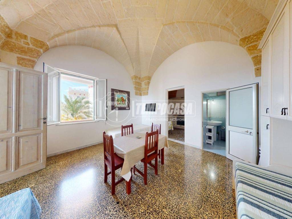 Appartamento a Santa cesarea terme in Via Umberto I 16 - Foto 4