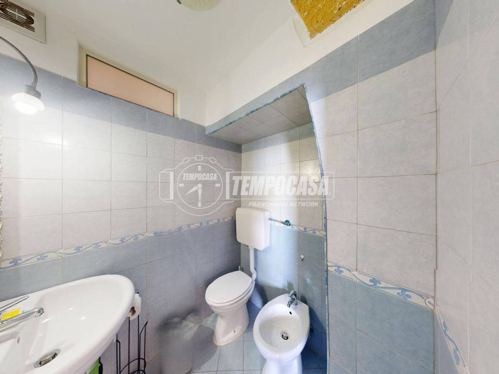 Appartamento a Santa cesarea terme in Via Umberto I 16 - Foto 5