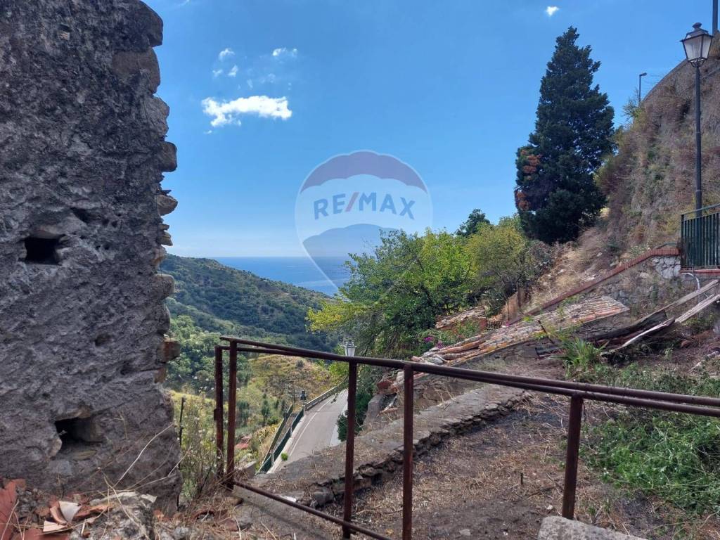 Casa indipendente a Gallodoro in via Bonifacio - Foto 4