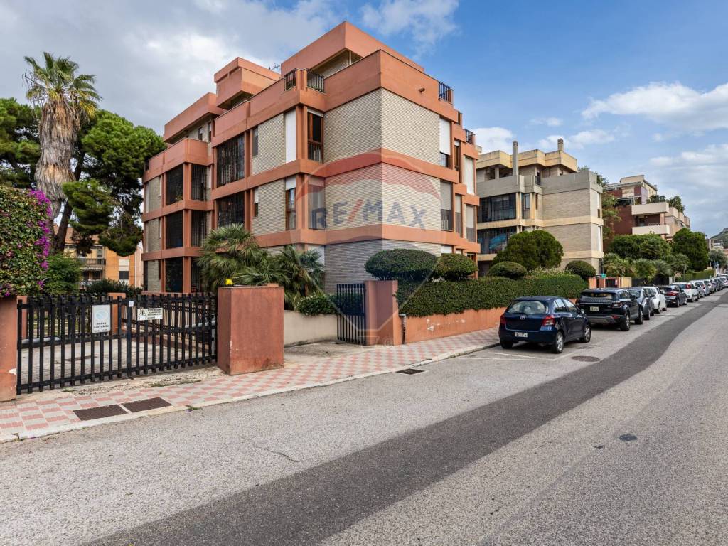 Appartamento a Cagliari in Via Monteverdi, 8 - Foto 2