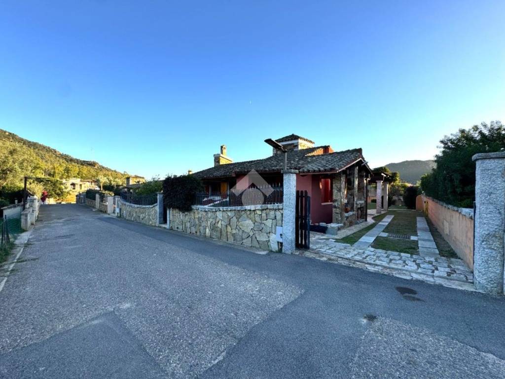 Villa a Castiadas in Via tancas'ollastu, 5 - Foto 2