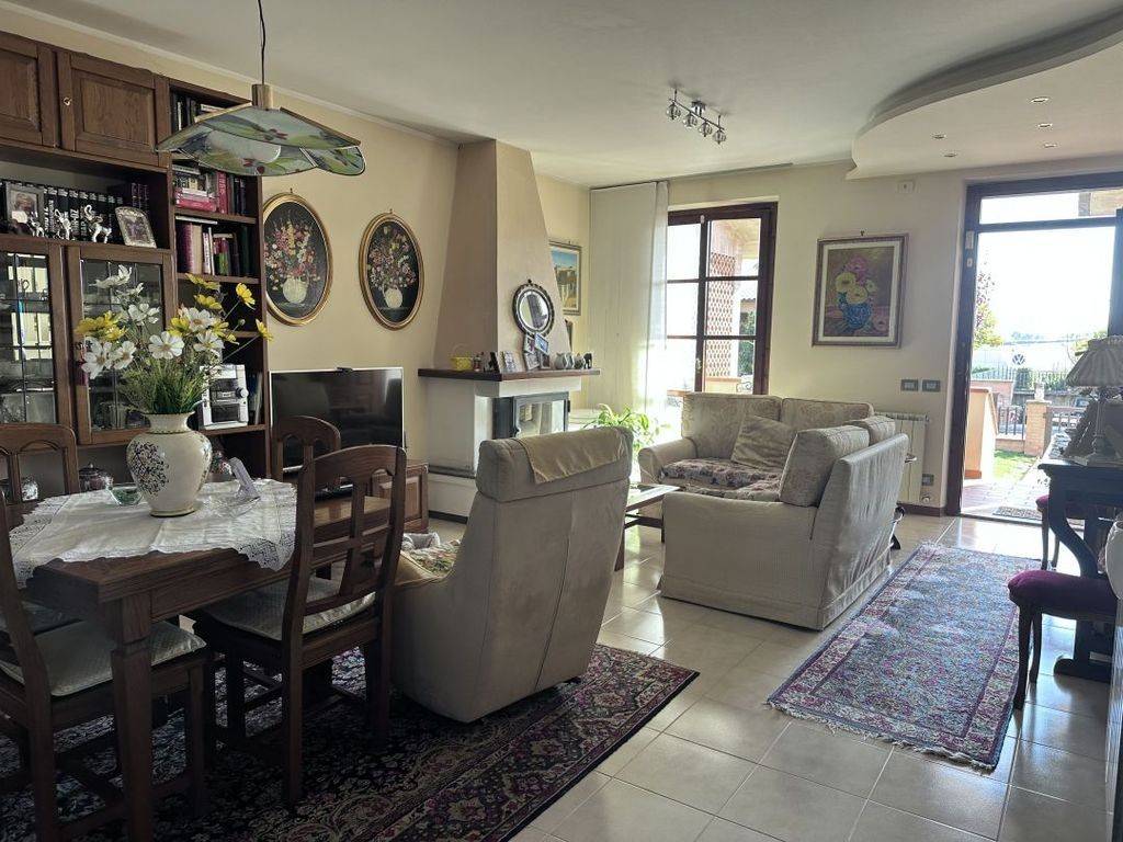 Villa a Città della pieve in Via Vannucci, 103 - Foto 4