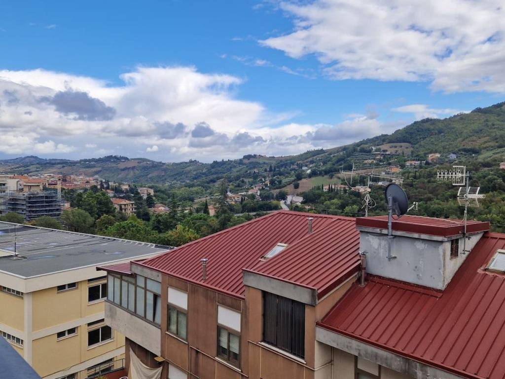 Appartamento a Teramo in Via Cona - Foto 2