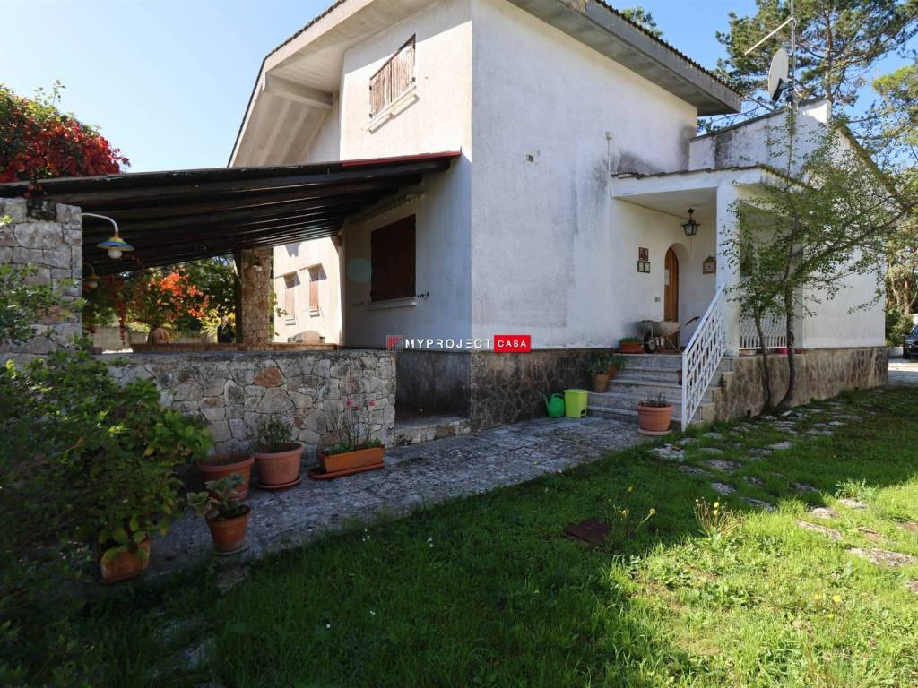 Villa a Martina franca in Strada San Paolo - Foto 2