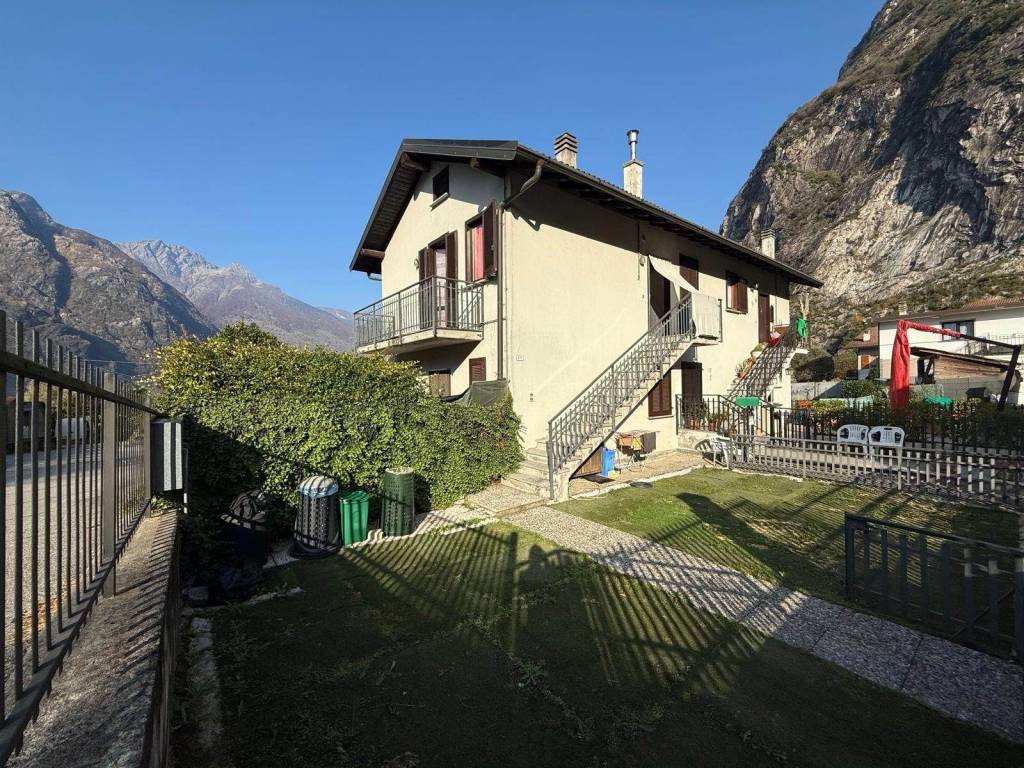 Appartamento a Novate mezzola in Cacciatori delle Alpi - Foto 5