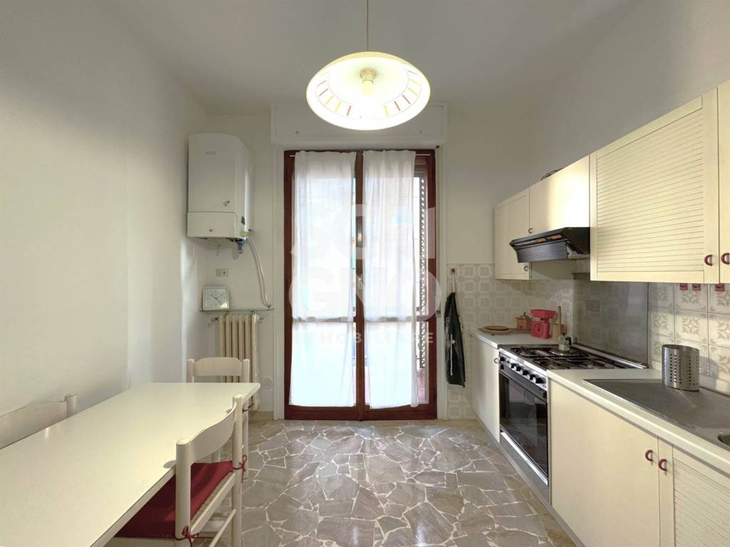 Appartamento a Campi bisenzio in Via Enrico Fermi - Foto 3