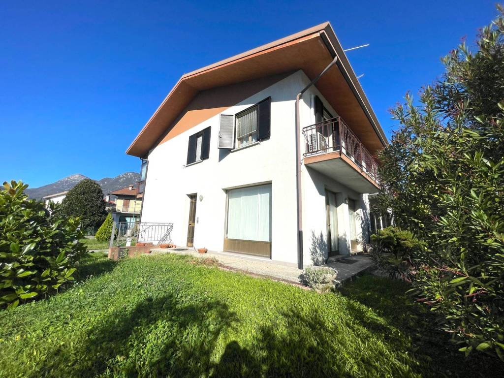 Villa a Osoppo in Via P. da San Daniele, 2 - Foto 2