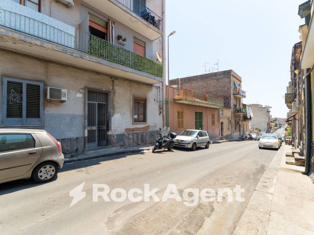 Appartamento a Catania in Via Wrzì, 128F - Foto 5