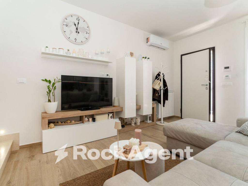 Villa a San giovanni la punta in Via Alpi - Foto 3