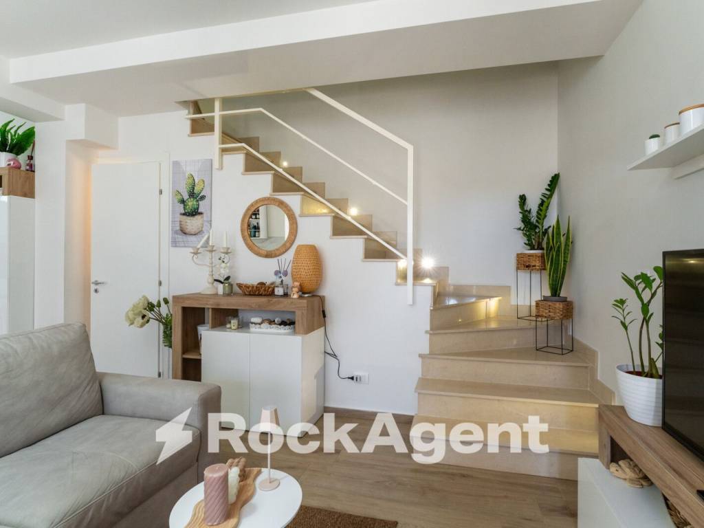 Villa a San giovanni la punta in Via Alpi - Foto 4