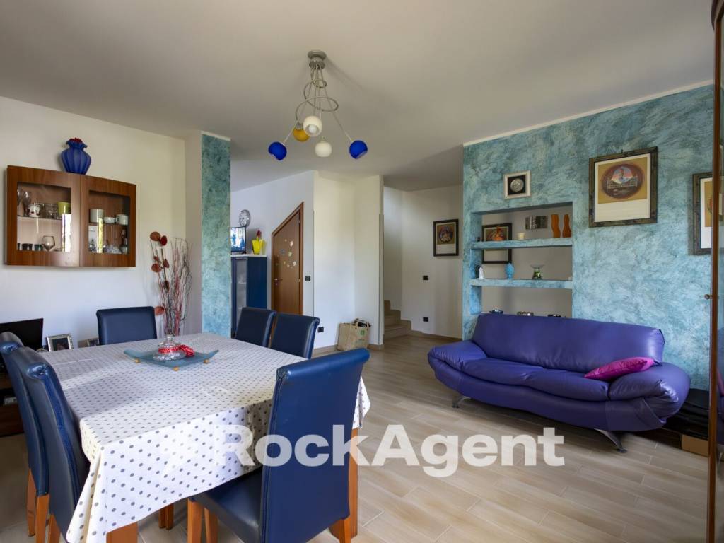 Villa a Catanzaro in Viale Barlaam da Seminara, 16 - Foto 3