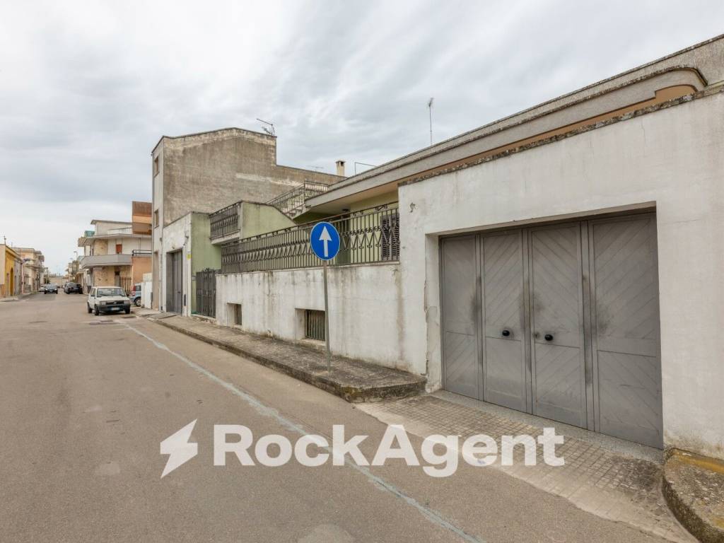 Villa a Melendugno in Via N. Bixio, 54 - Foto 4