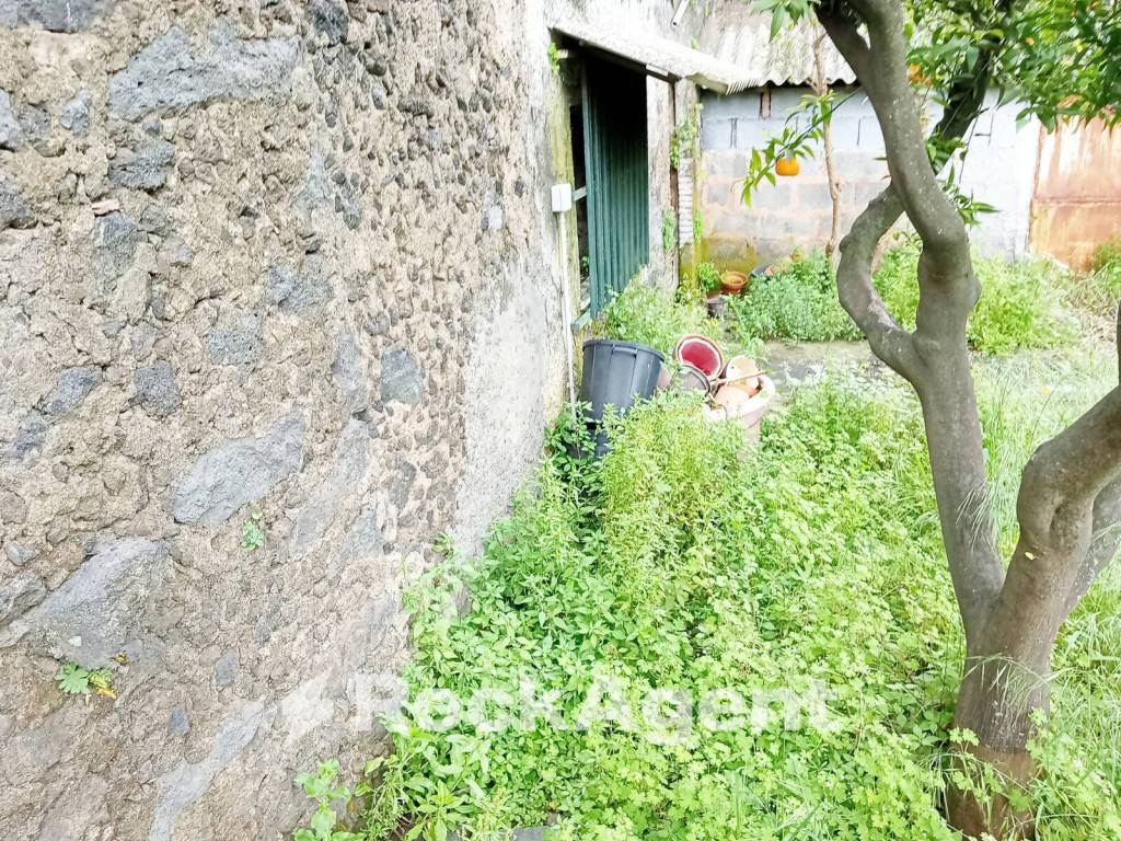 Terreno a Tremestieri etneo in Via Etnea, 345 - Foto 4
