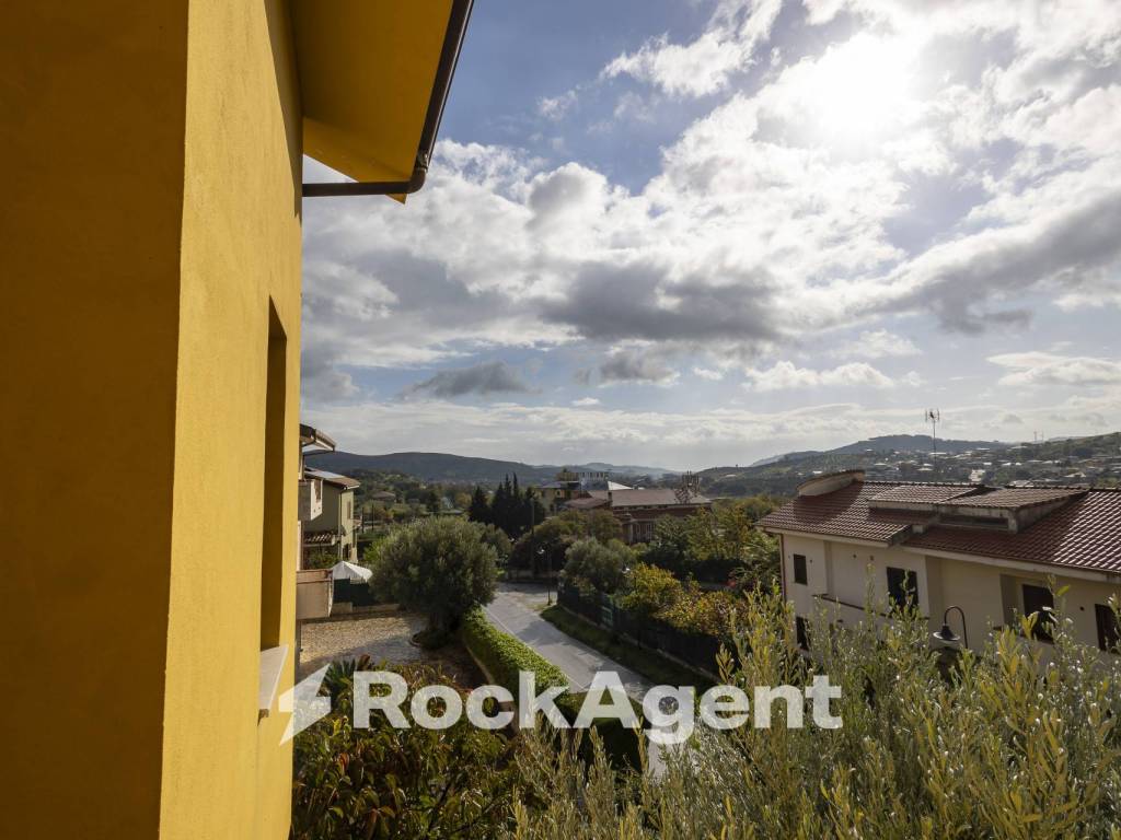 Villa a Tiriolo in Via E. Berlinguer, 27 - Foto 5