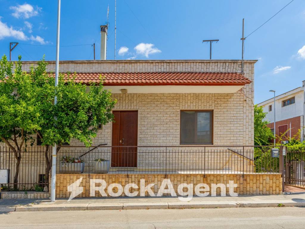 Appartamento a Grumo appula in Via Soldato M. Mastrangelo, 2 - Foto 2