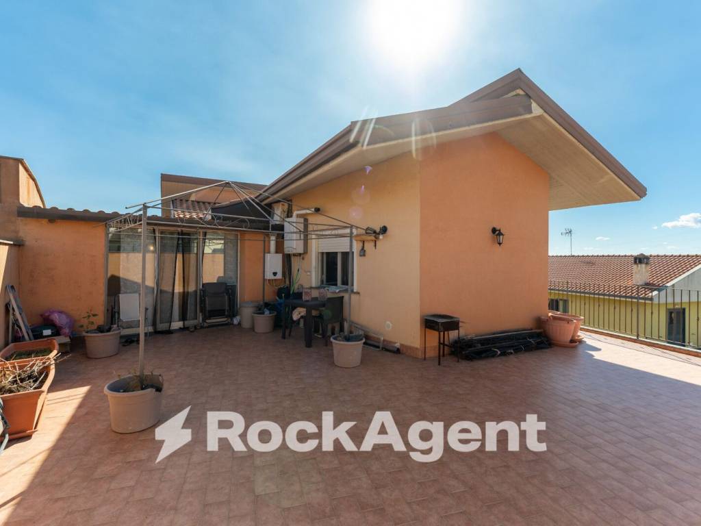 Attico / mansarda a Camporotondo etneo in Via Etna, 19 - Foto 2