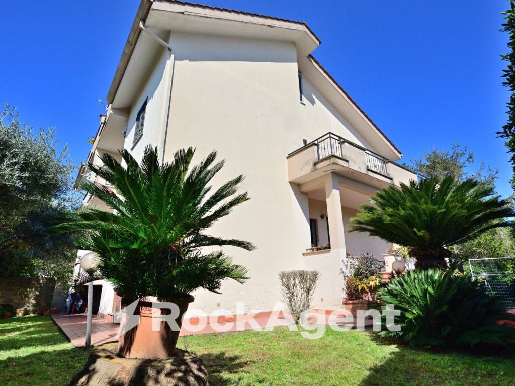 Villa a Aprilia in Via del Colle, 22 - Foto 2