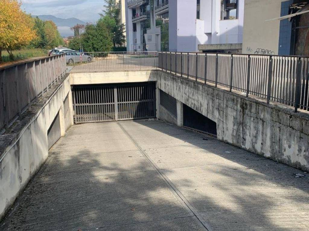 Box / garage a Cassino in Via Valle del Garigliano - Foto 4