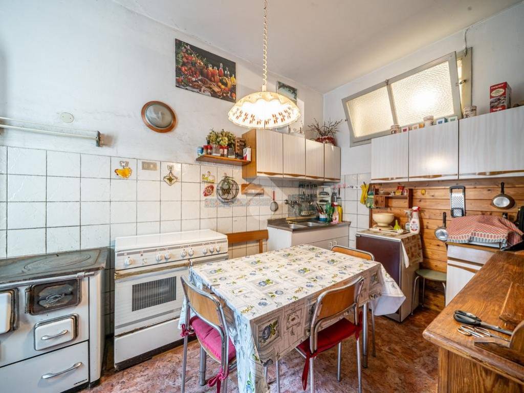 Casa indipendente a Castel ivano in Via Frigati - Foto 5