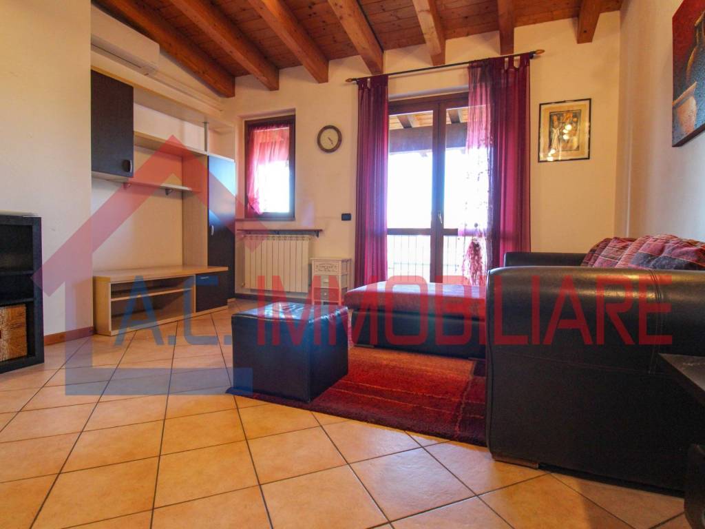 Appartamento a Somma lombardo in Via Novellina - Foto 4