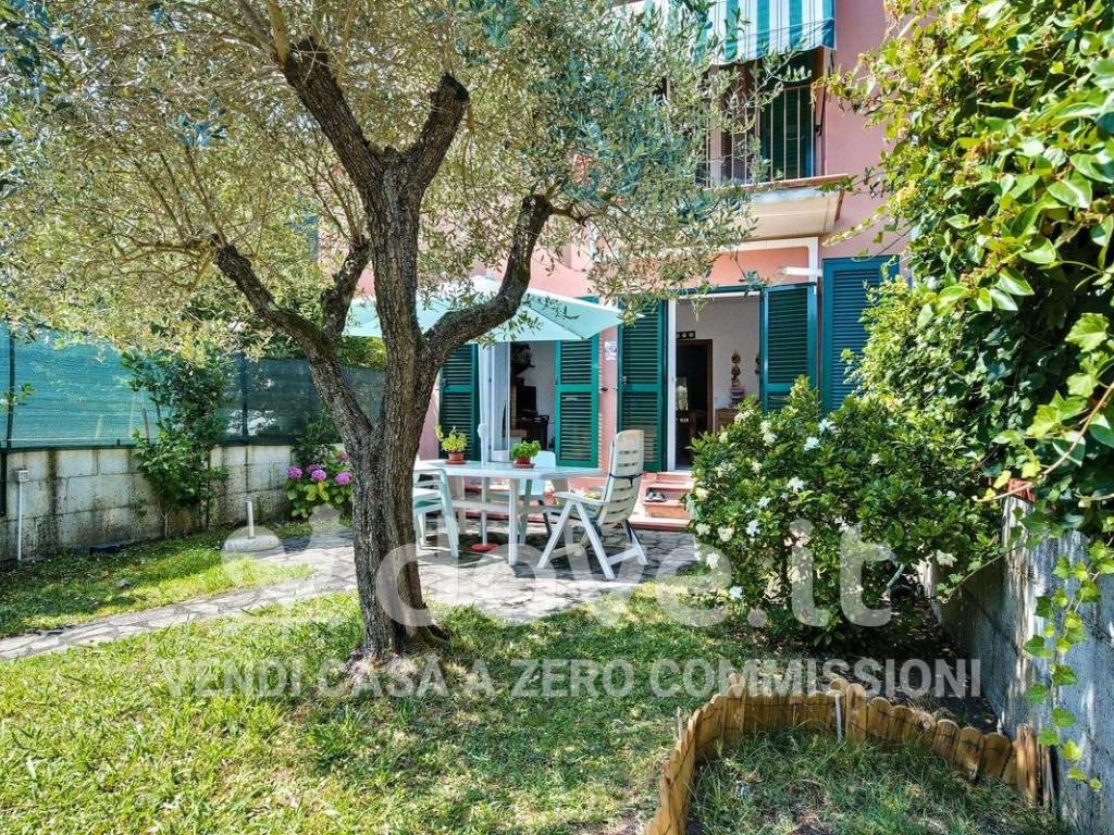 Villa a Ameglia in Via Pisanello - Foto 2
