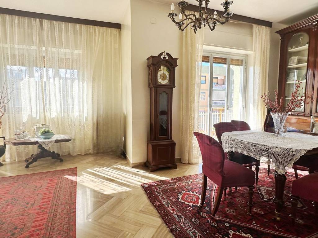 Appartamento a Bari in Viale Luigi Einaudi - Foto 2