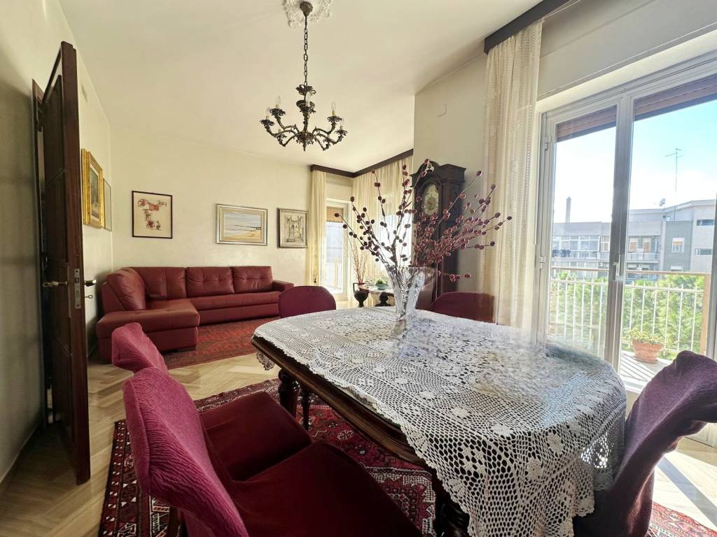 Appartamento a Bari in Viale Luigi Einaudi - Foto 3