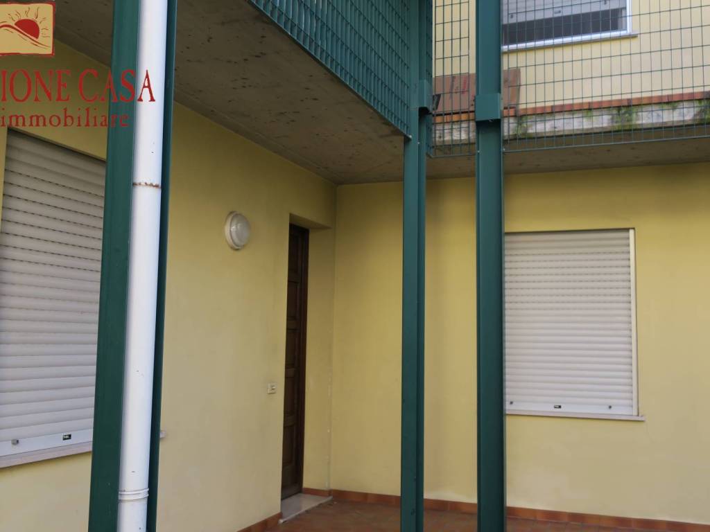Appartamento a Monfalcone in VIA ALFIERI, 11 - Foto 2