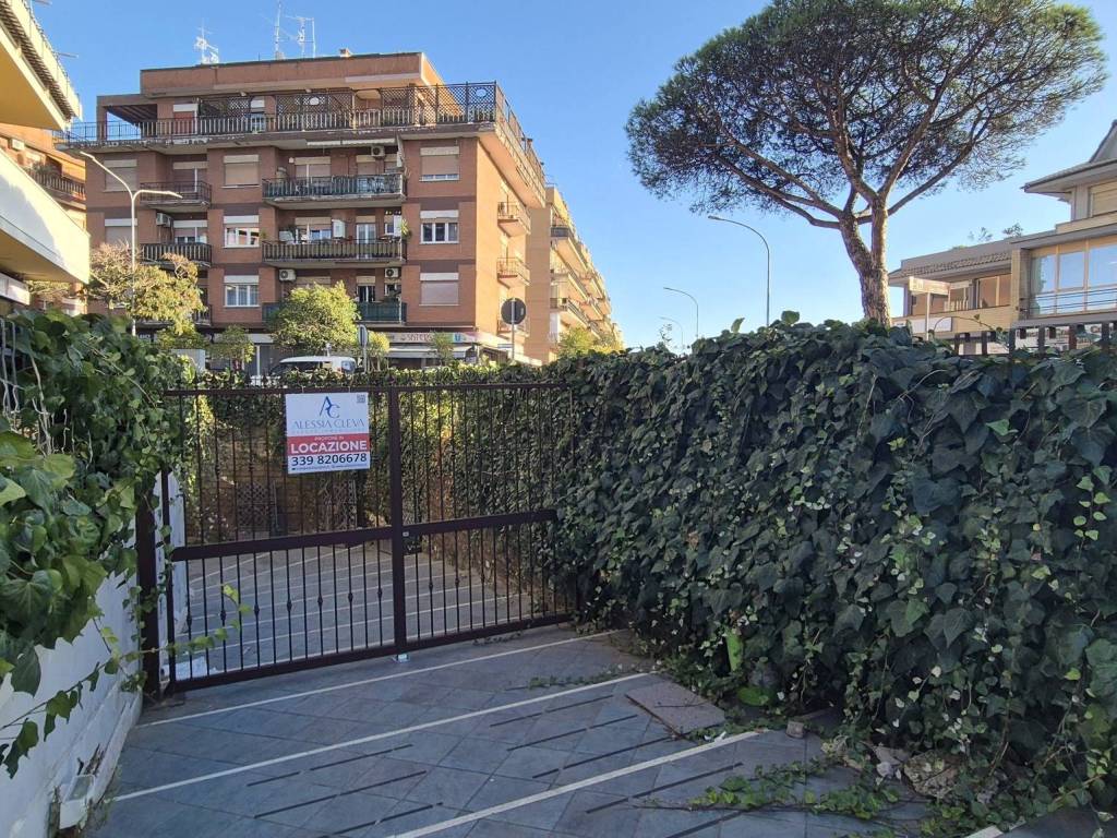 Immobile a Pomezia in Via Alfonso La Marmora, 8 - Foto 4