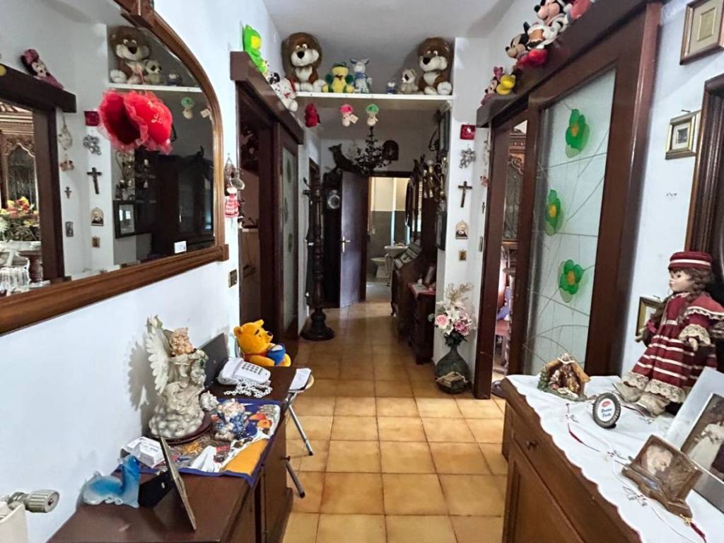 Appartamento a Livorno in Viale Francesco Petrarca, 92 - Foto 4