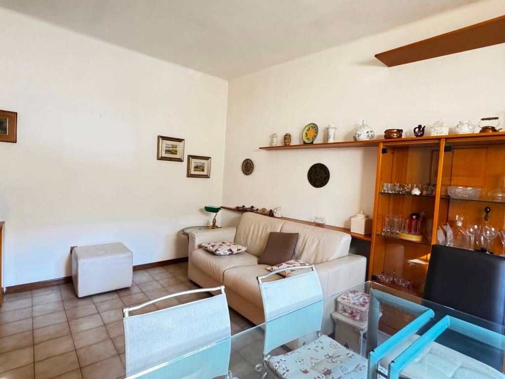 Appartamento a Trieste in Via Ruggero Leoncavallo, 7 - Foto 2