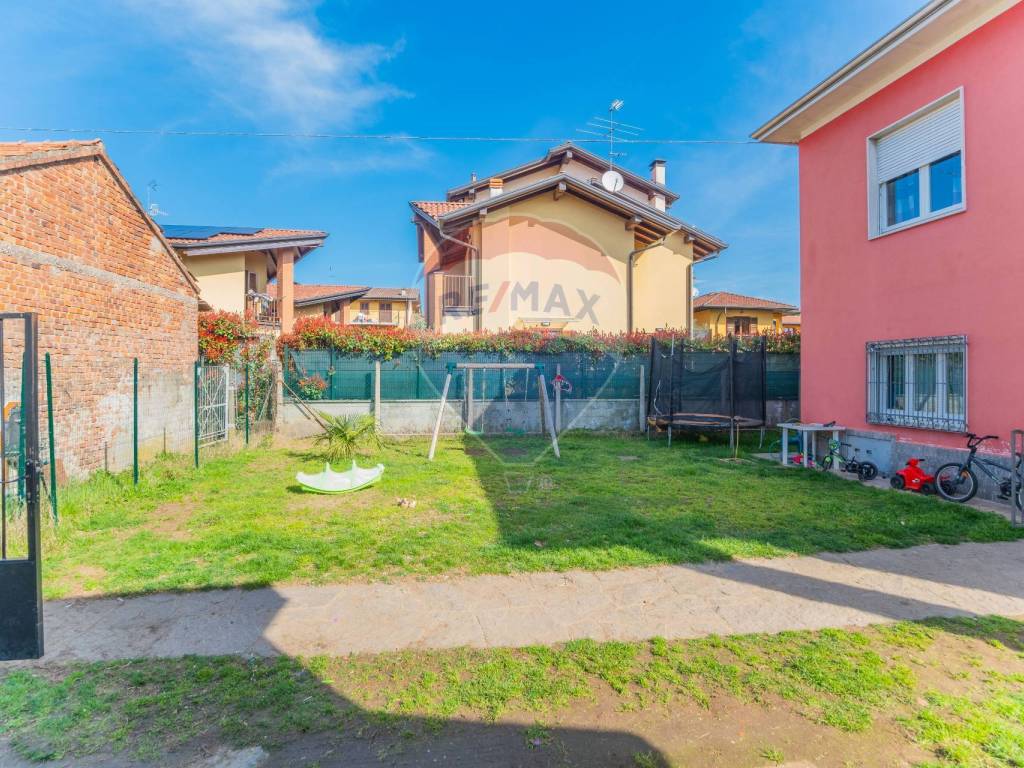 Appartamento a Fagnano olona in via Donizetti, 10 - Foto 4