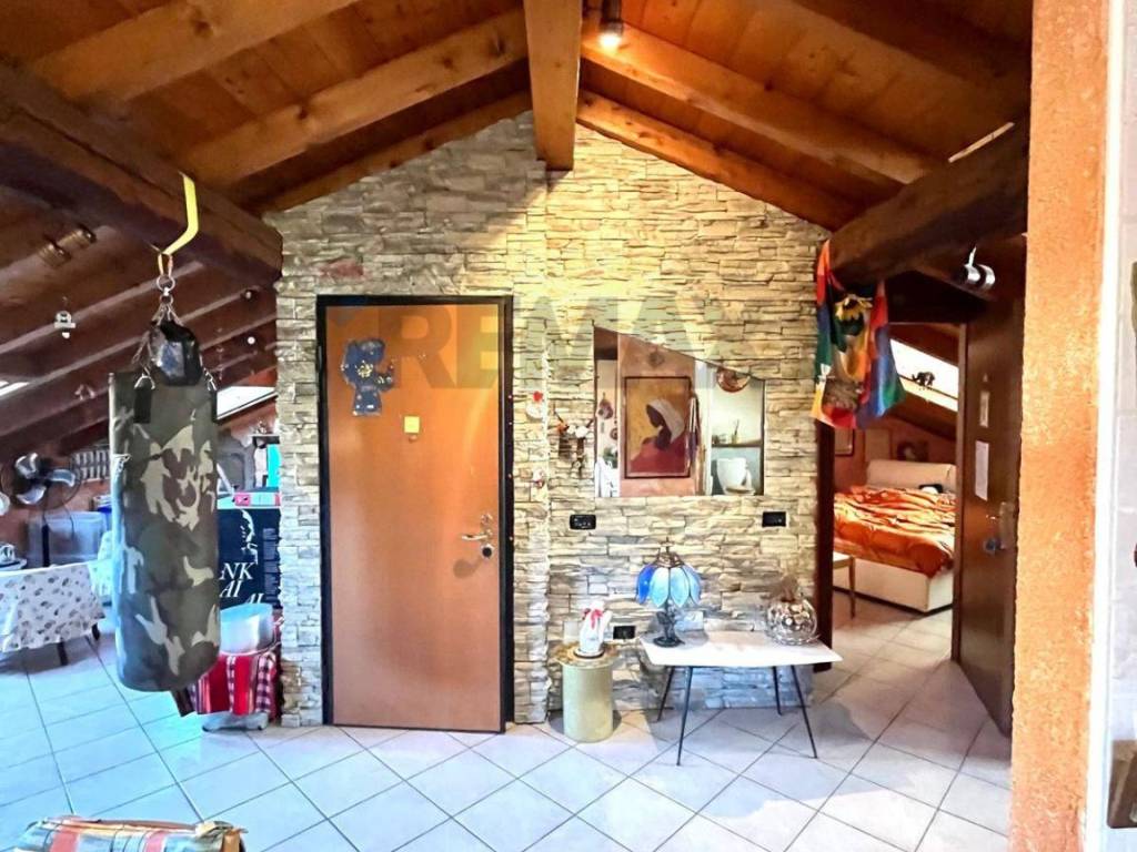 Appartamento a Cunardo in G. Garibaldi, 30 - Foto 5